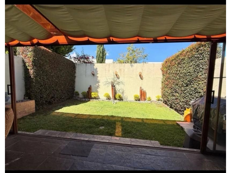 Venta Casa Tumbaco Sector el Nacional + Patio 40 M2 — foto 2