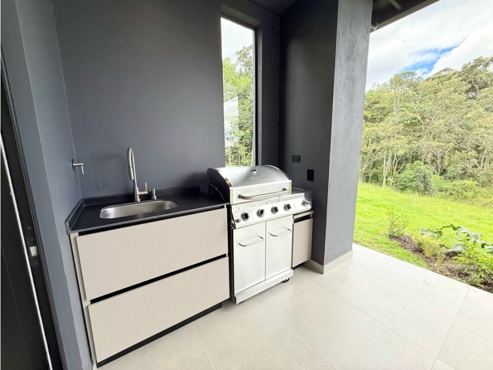 Venta Casa UN NIVEL Alto de Palmas Envigado 328,69 Mts2 EN UNIDAD — foto 3