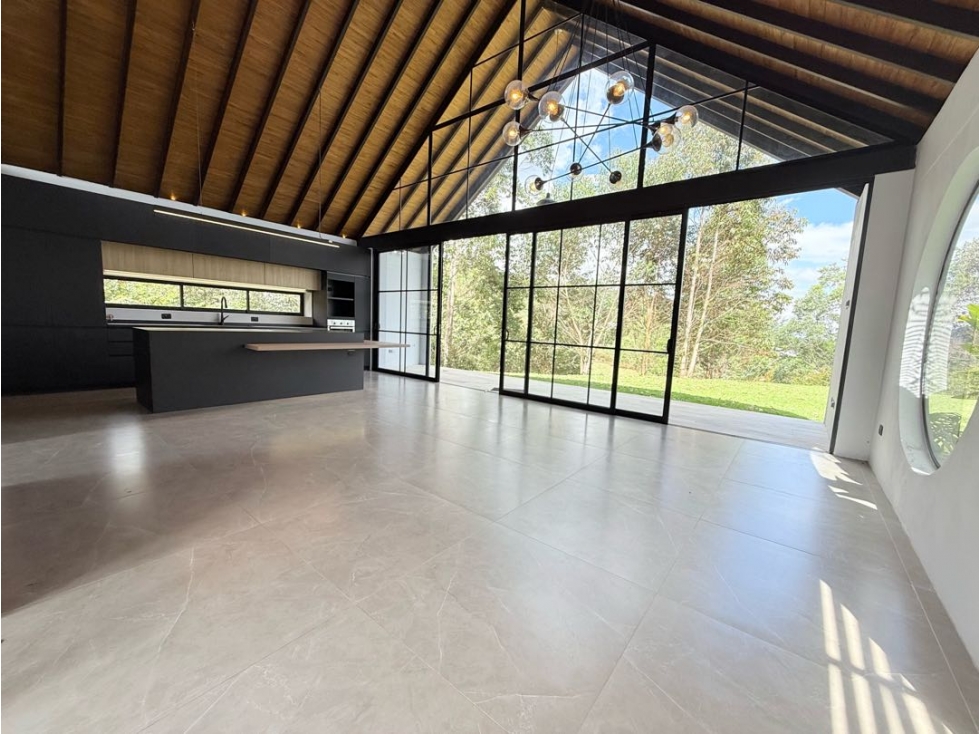 Venta Casa UN SOLO NIVEL Don Diego El Retiro 278 M2 lote 1750 m2 — foto 3