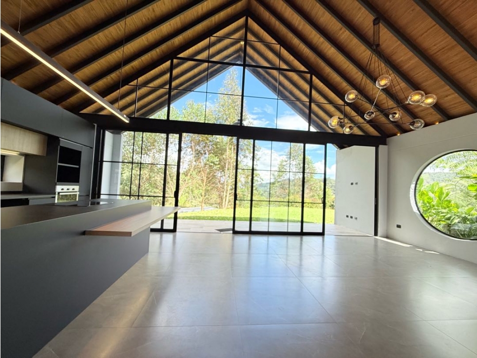 Venta Casa UN SOLO NIVEL Don Diego El Retiro 278 M2 lote 1750 m2 — foto 2
