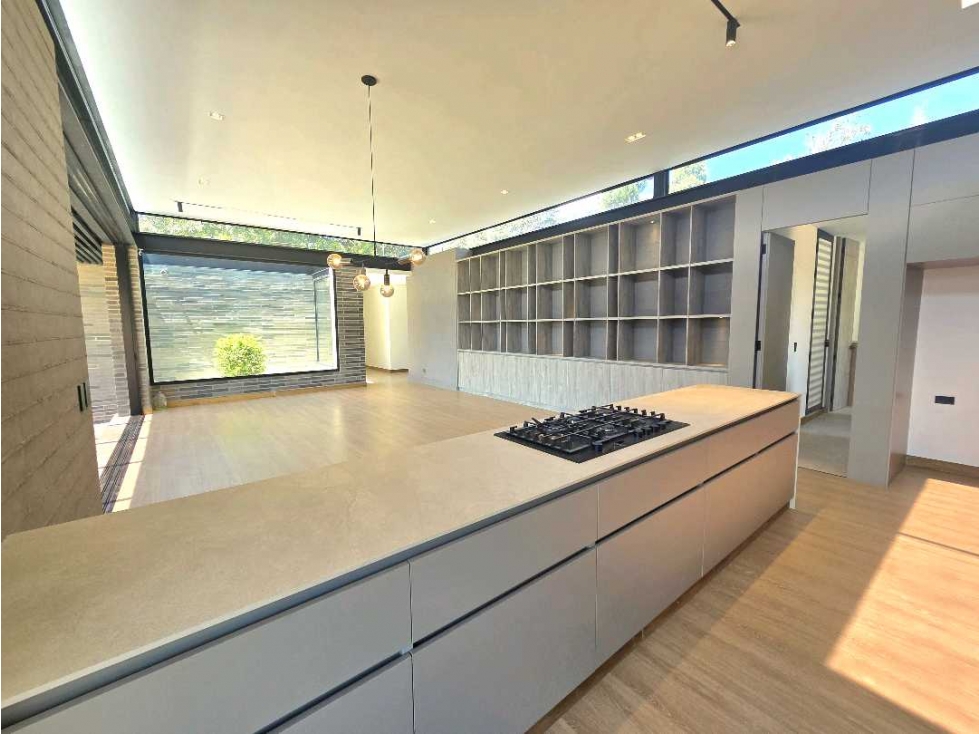 Venta Casa UN SOLO NIVEL. Sector La Acuarela Las Palmas — foto 3