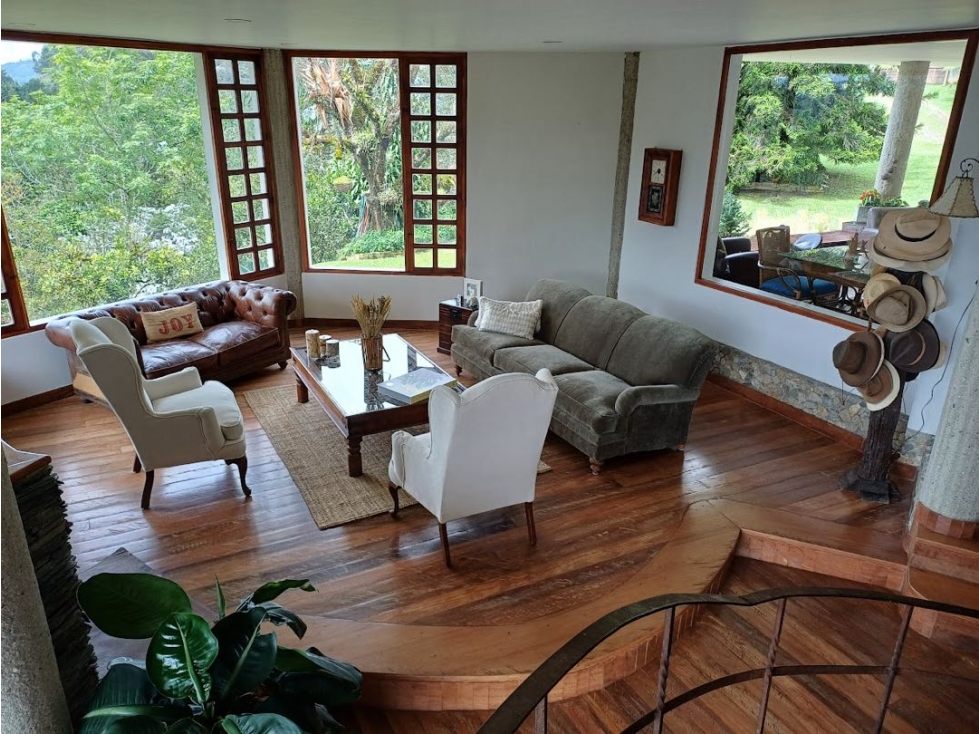 Venta casa unidad cerrada sector la fe con vista definida — foto 4