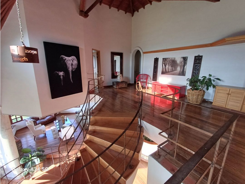 Venta casa unidad cerrada sector la fe con vista definida — foto 5