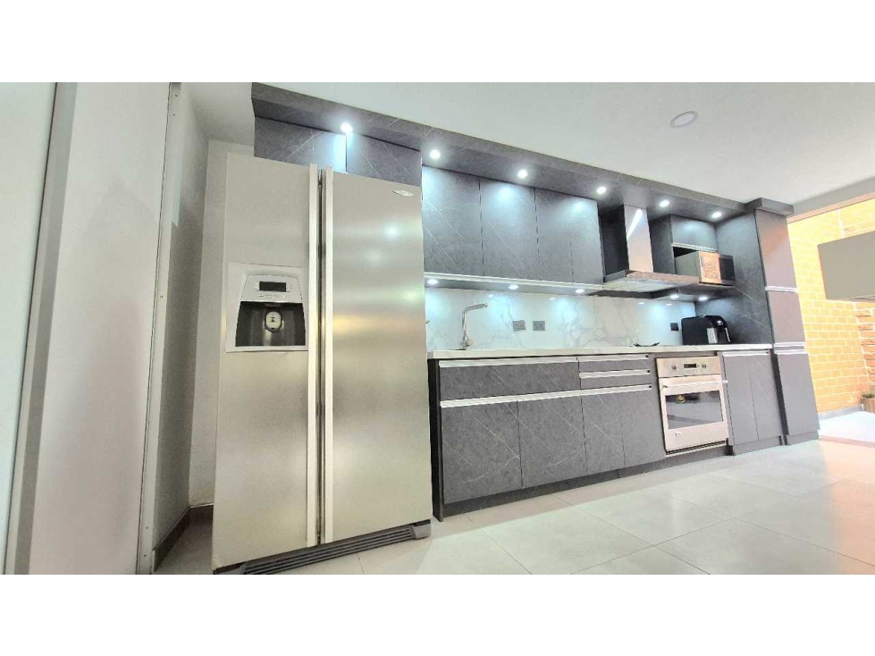 Venta casa unifamiliar 240m2, Suramérica, La Estrella, en unidad — foto 2
