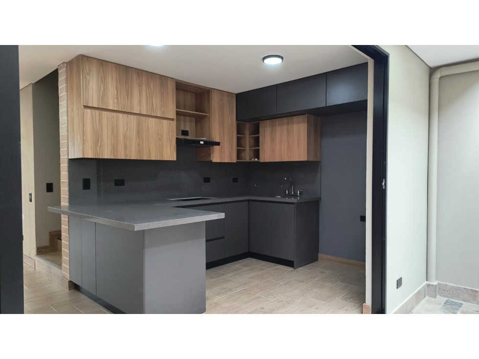 Venta Casa Unifamiliar El.Carmen de Viboral cerca al parque 156 m2 — foto 2