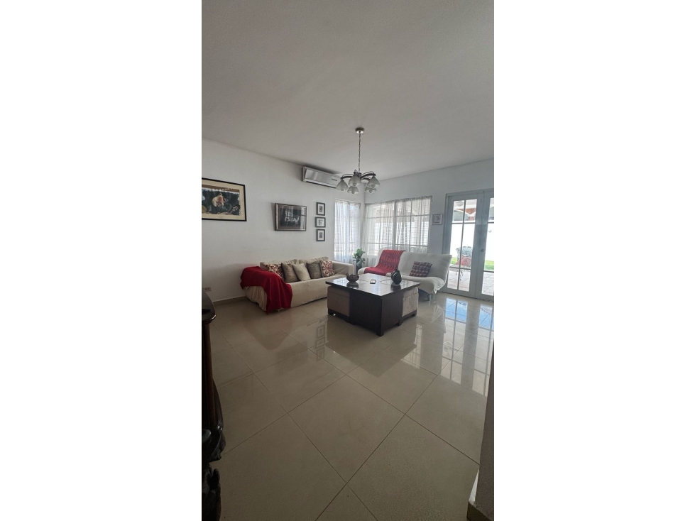 Venta - Casa (unifamiliar con piscina) en Palmeras, Costa del Este — foto 2