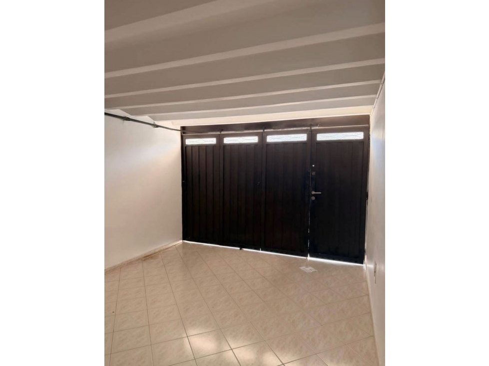 Venta CASA UNIFAMILIAR en GUAYABAL — foto 3