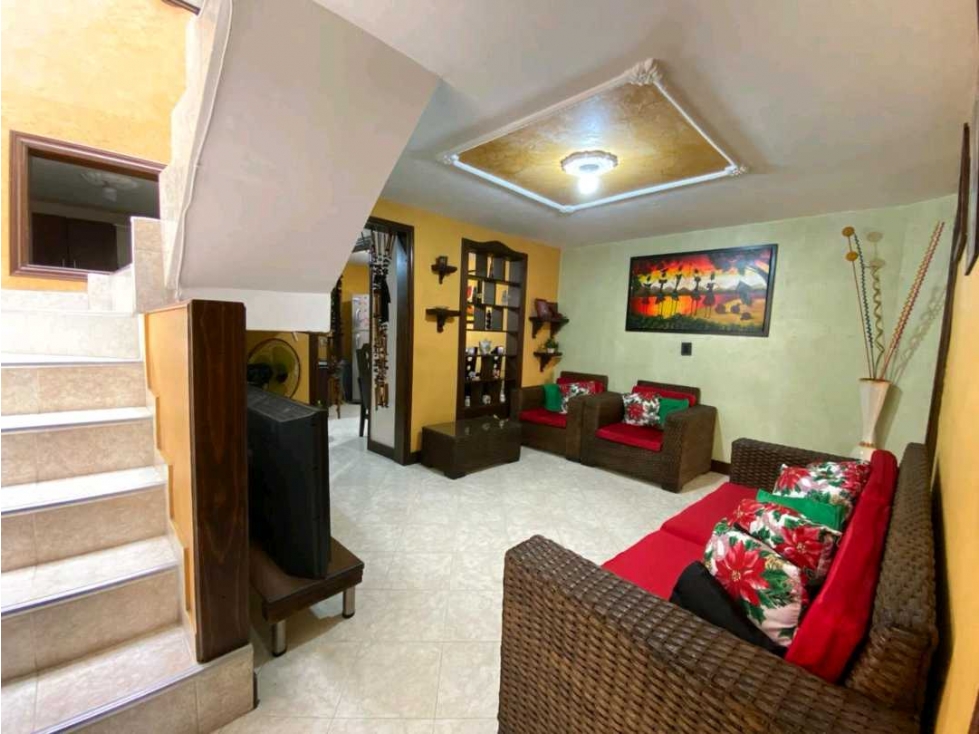 Venta casa unifamiliar Manrique la Salle de 118 mt2