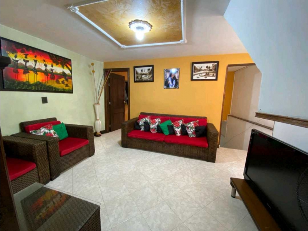 Venta casa unifamiliar Manrique la Salle de 118 mt2 — foto 2