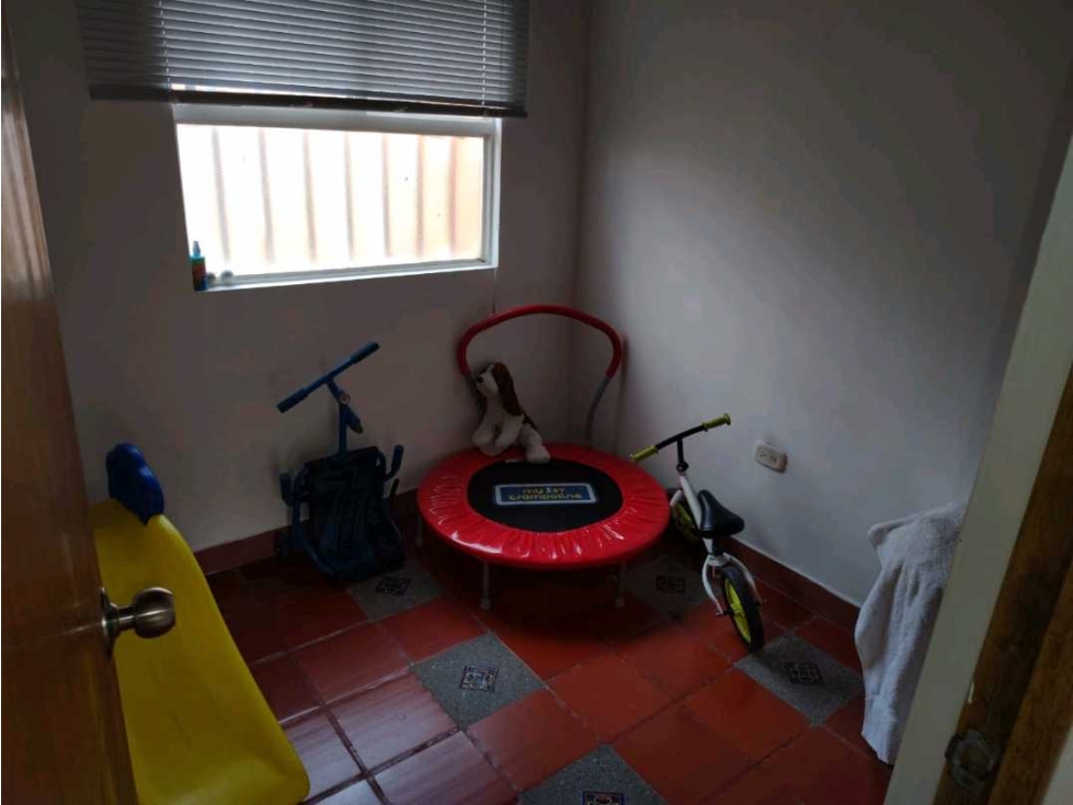 VENTA CASA UNIFAMILIAR SECTOR BELÉN RODEO ALTO PARTE BAJA — foto 3