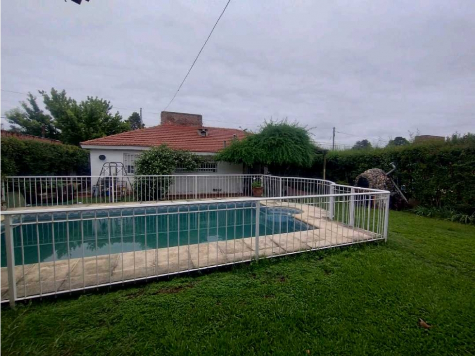 VENTA CASA VILLA CARLOS PAZ PLAYAS DE ORO 3 HAB PILETA AMOBLADA — foto 5