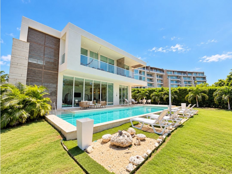 Venta CASA VILLA de 2 niveles en CALABLANCA en ISLA DE BARU Cartagena