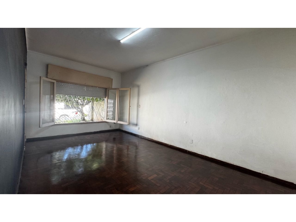 venta chalet 4 amb centro de paso del rey — foto 4