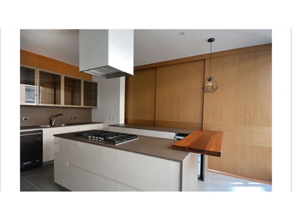 VENTA CHICO APTO 275MTS $2.900 M
