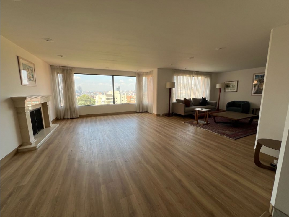 VENTA CHICO MUSEO APTO 246mts $2.500 M