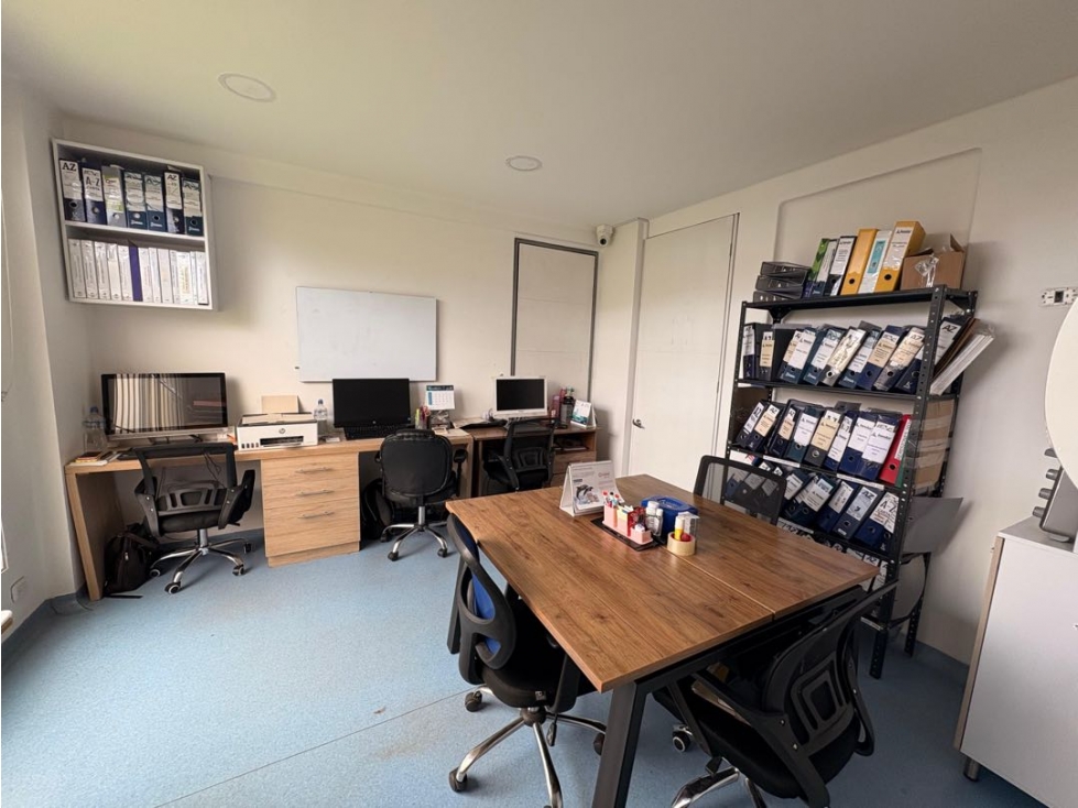 Arriendo Consultorio/Oficina Ofichia - 1