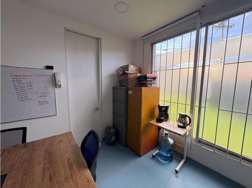 Arriendo Consultorio/Oficina Ofichia - 3