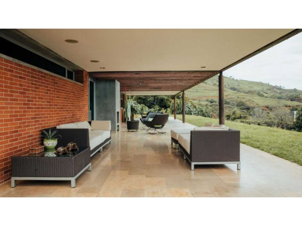 COPACABANA(HACEB) 500 mts construidos, moderna, piscina privada.unidad - 2
