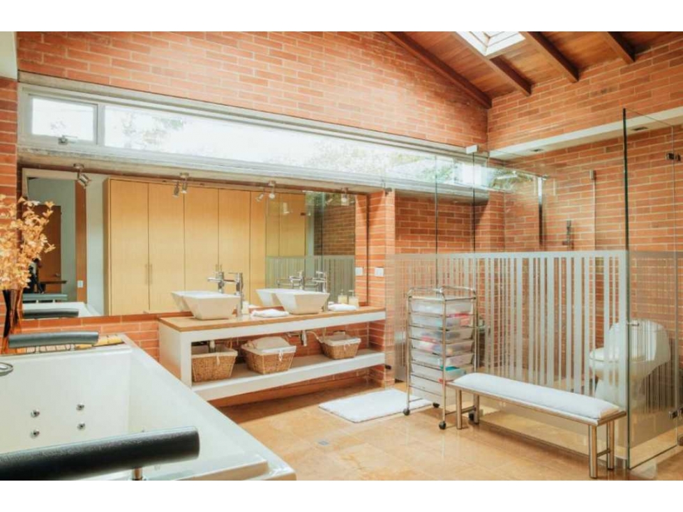 COPACABANA(HACEB) 500 mts construidos, moderna, piscina privada.unidad - 6