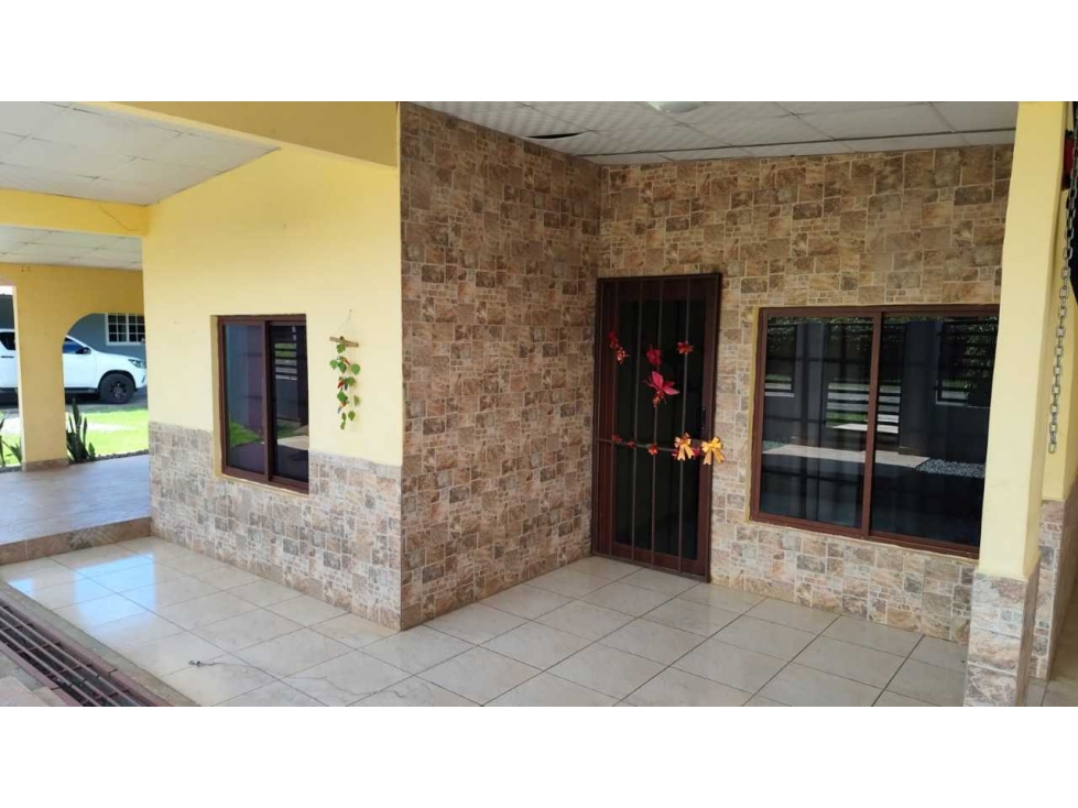VENTA DE 2 CASAS EN DOLEGA — foto 5