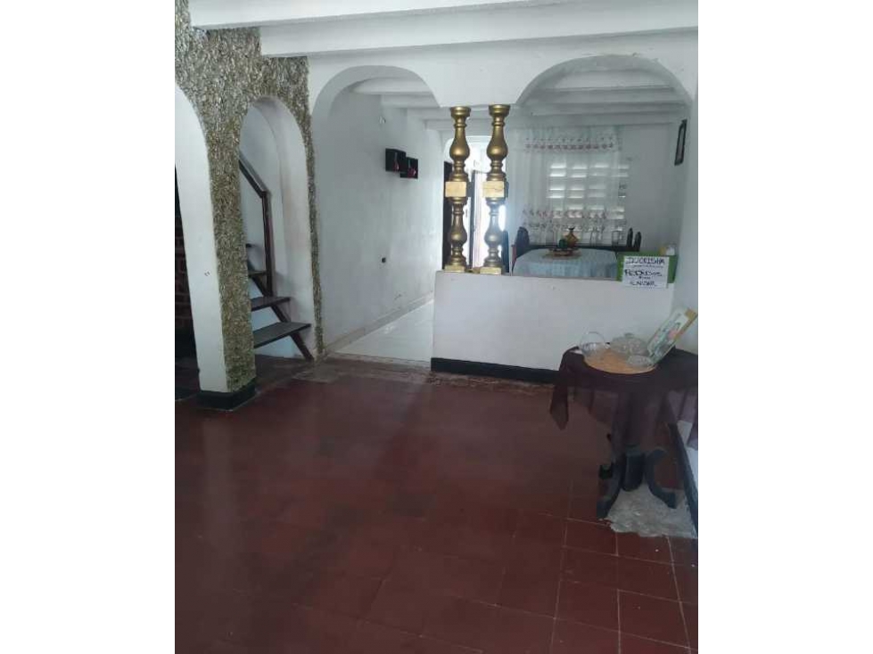 VENTA DE AMPLIA CASA EN SINCELEJO BARRIO LA PALMA