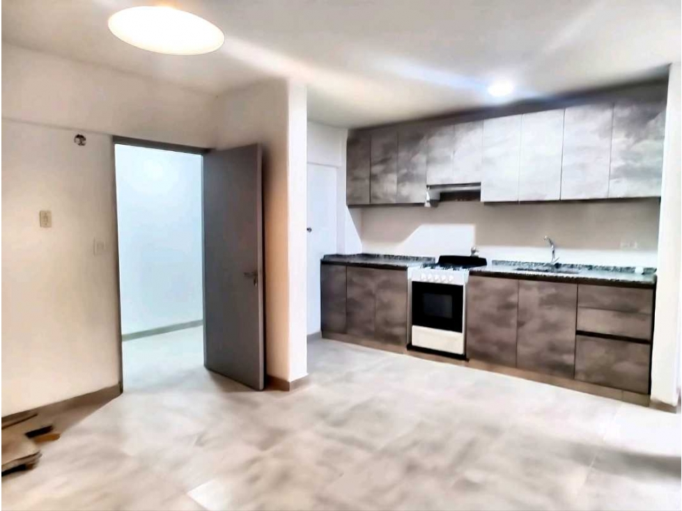 VENTA DE AMPLIO Y HERMOSO DPTO EN CALLE COLÓN- CIUDAD DE MENDOZA - 4
