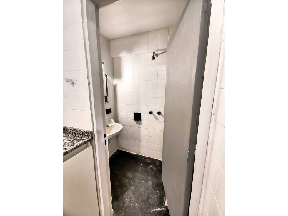 VENTA DE AMPLIO Y HERMOSO DPTO EN CALLE COLÓN- CIUDAD DE MENDOZA - 6