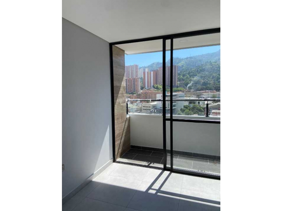 Venta de Aparta estudió en Restrepo Naranjo Sabaneta P14 C7327303 — foto 2
