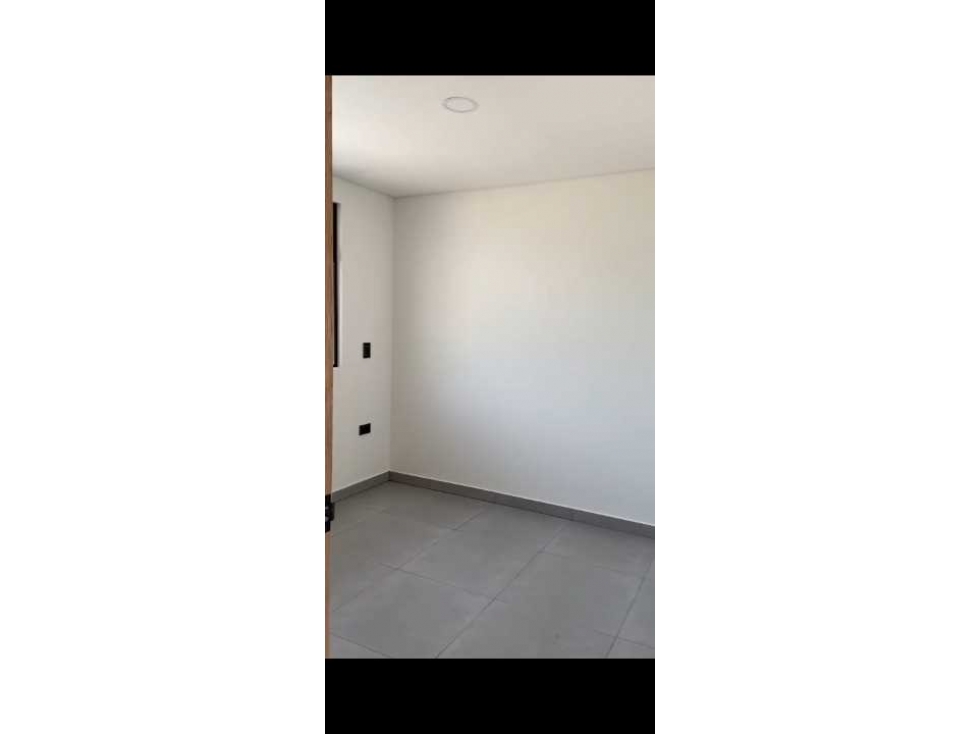Venta de Aparta estudió en Restrepo Naranjo Sabaneta P14 C7327303 — foto 5