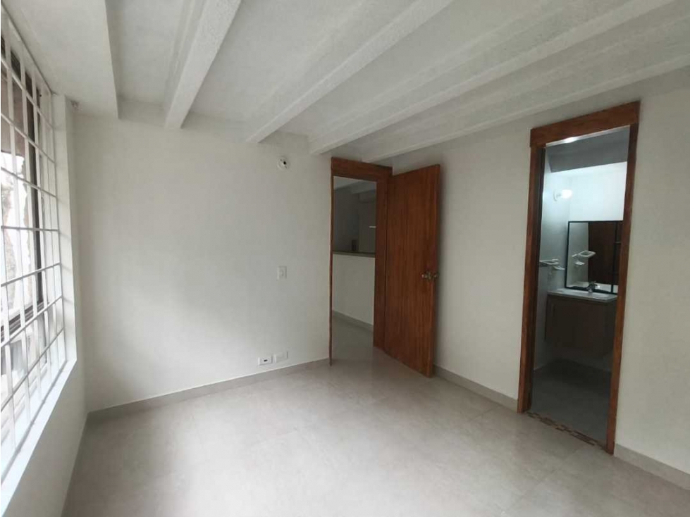 Venta de aparta estudio en Prado Centro, Medellín - 2