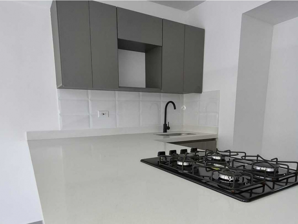 VENTA DE APARTAESTUDIO EN BELLO SECTOR MADERA — foto 2