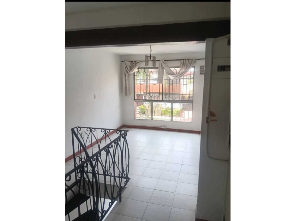 Venta de apartaestudio con garaje Belen Rosales