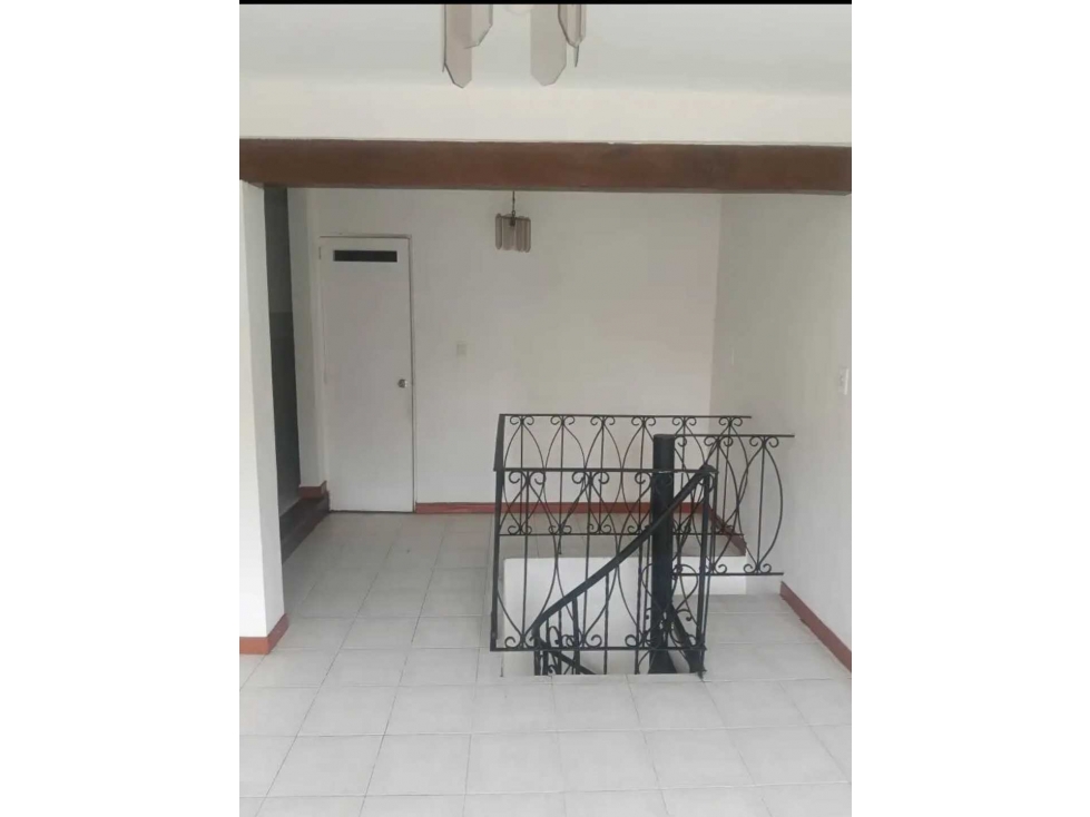 Venta de apartaestudio con garaje Belen Rosales — foto 4