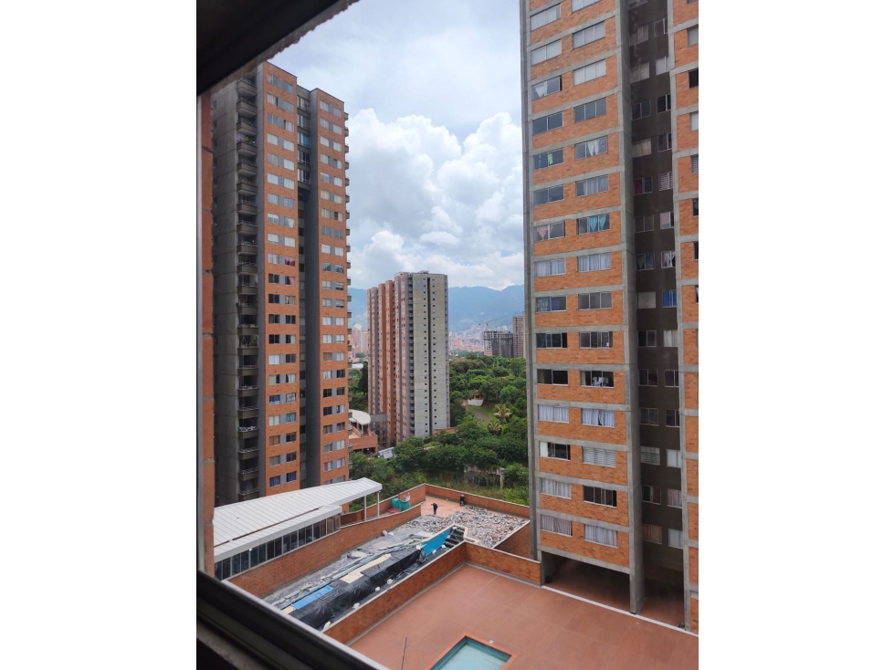 venta de apartaestudio en Bello Madera sesión de derecho