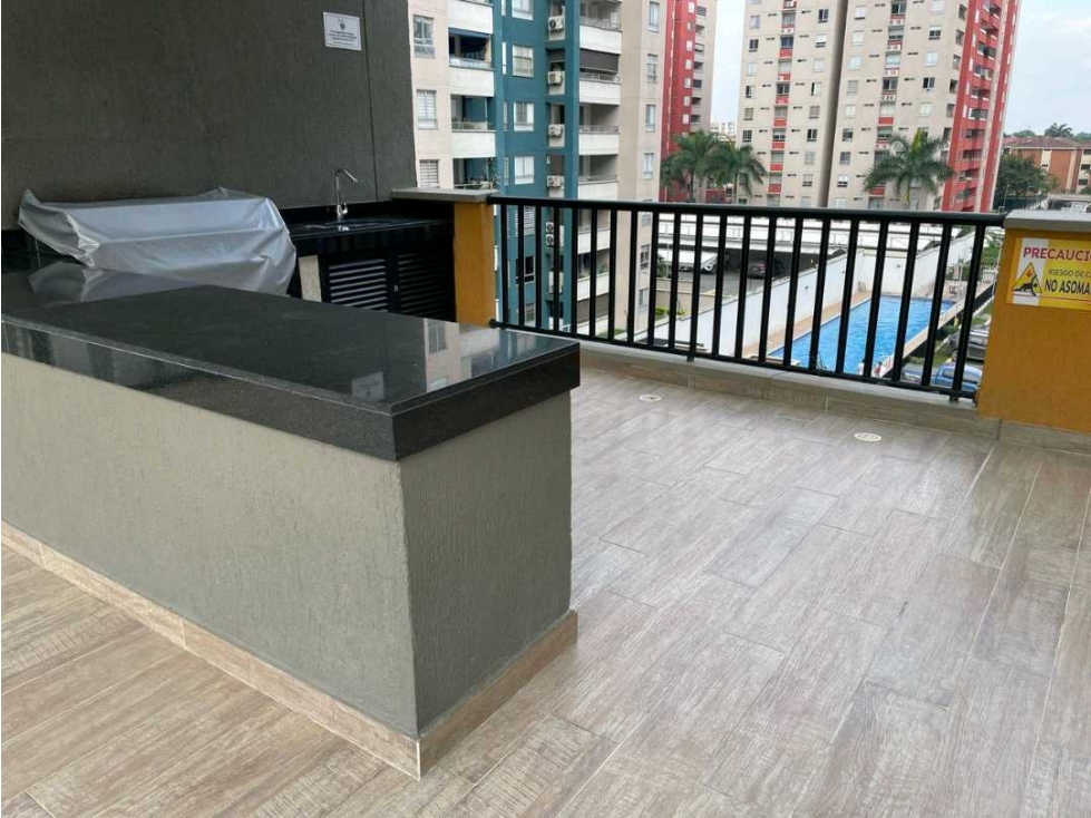 VENTA DE APARTAESTUDIO EN LA FLORA, NORTE DE CALI 399.