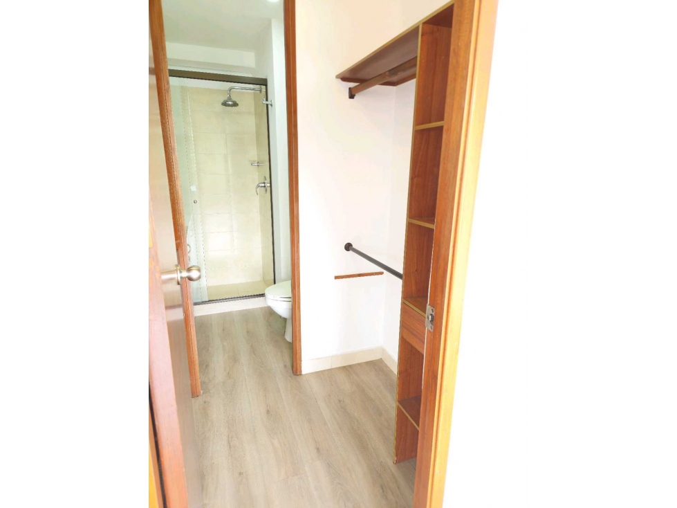VENTA DE APARTAESTUDIO PATIO BONITO POBLADO — foto 6