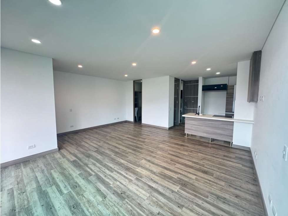 Venta de apartaloft en Sabaneta, Sector Aves María — foto 6