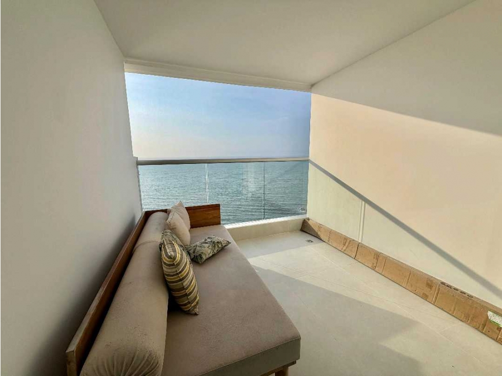 Venta Apartamento El Cabrero: 2 Hab, 3 Baños y Cocina de Alta Gama