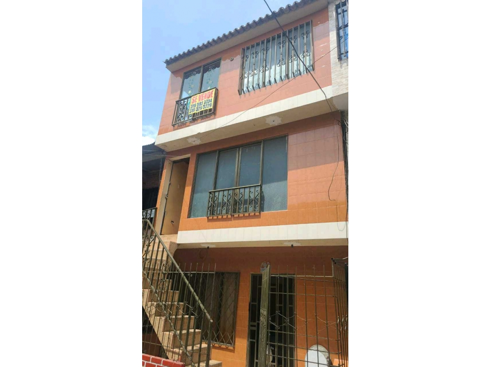 Venta de Apartamento 3 piso en propiedad horizontal puertas del sol