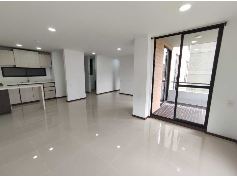 Venta de apartamento Alto Las Flores, Sabaneta, P7 C7246675