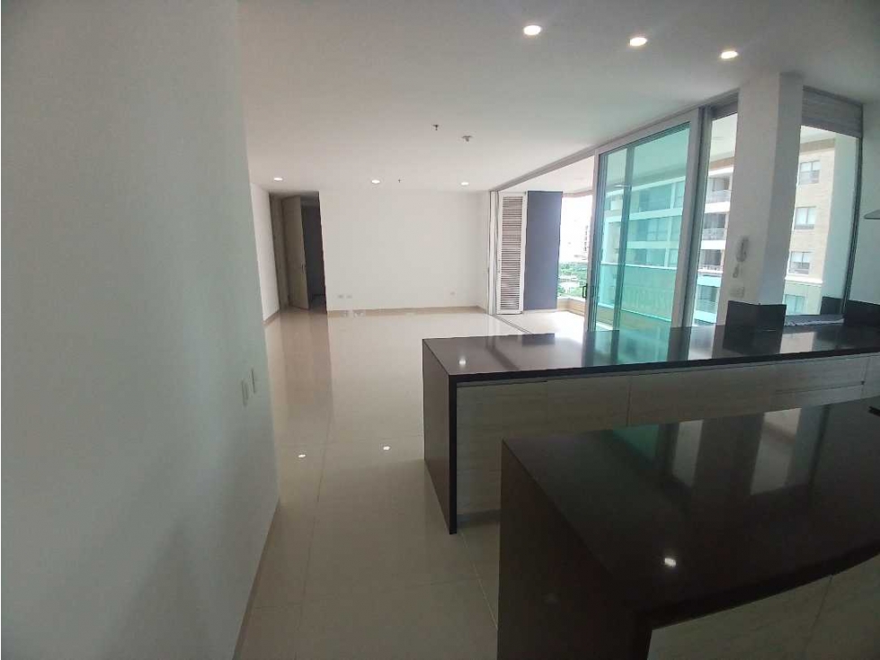 Venta de apartamento Altos de Riomar Barranquilla. — foto 2