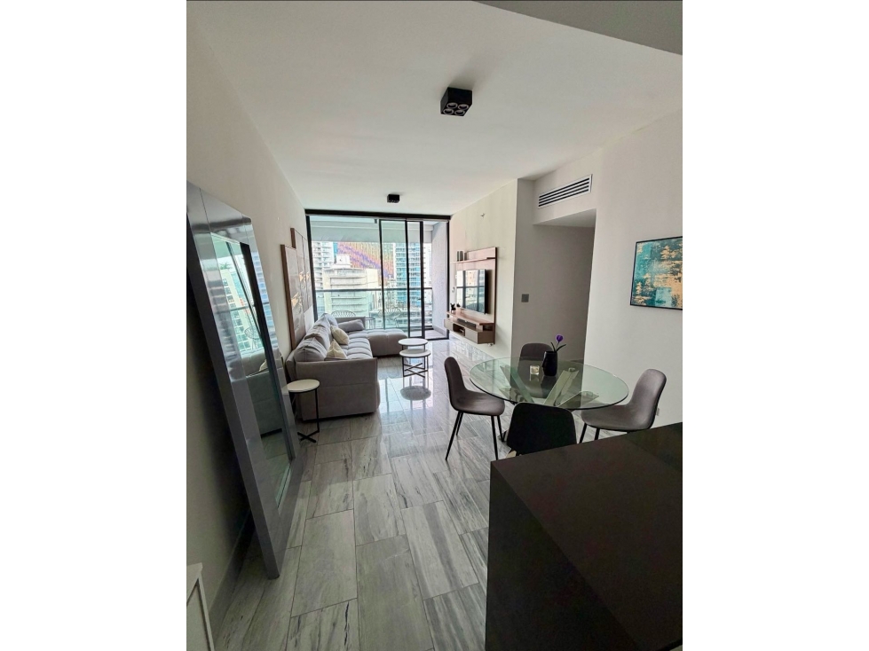 VENTA DE APARTAMENTO AMOBLADO BELLA VISTA PH NUOVO ARMANI 104M2 JP — foto 2