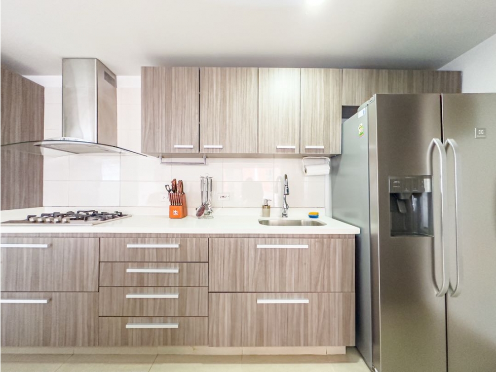 Venta de apartamento amoblado en unidad completa / Castropol — foto 3
