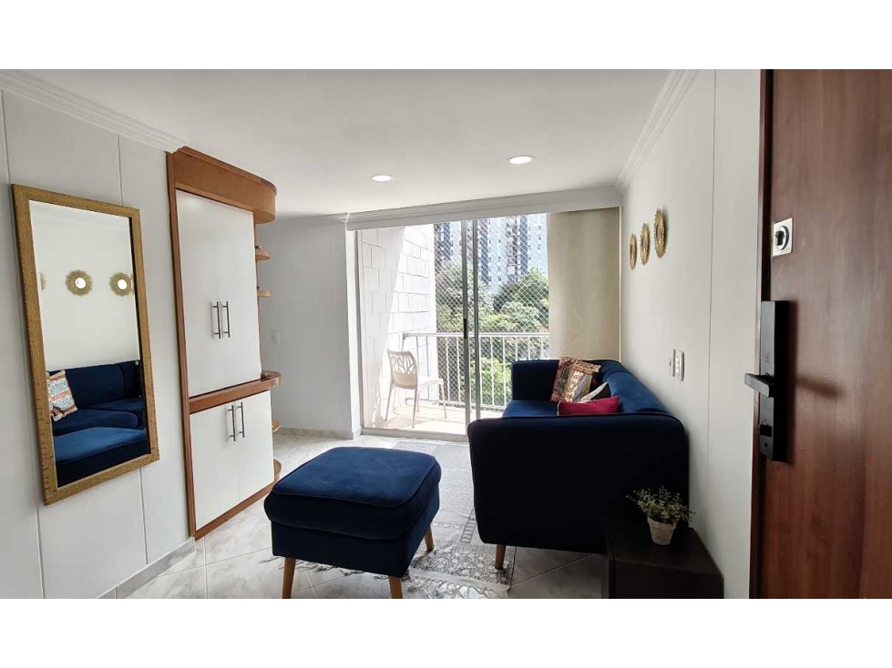 VENTA DE APARTAMENTO AMOBLADO EN LOMA DEL INDIO POBLADO — foto 2