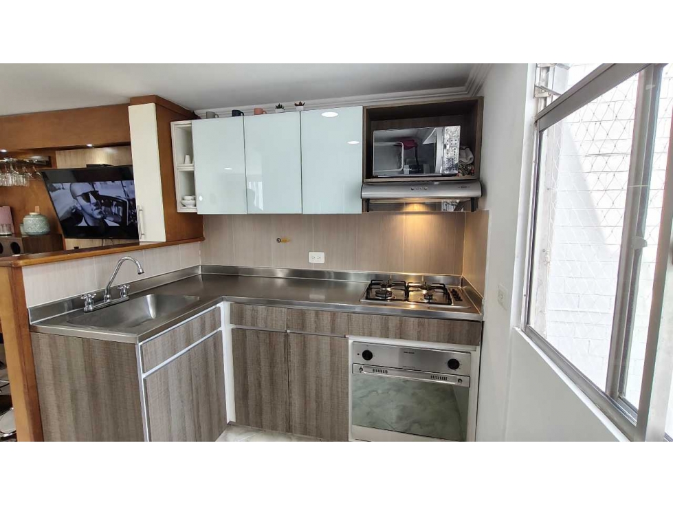 VENTA DE APARTAMENTO AMOBLADO EN LOMA DEL INDIO POBLADO — foto 6