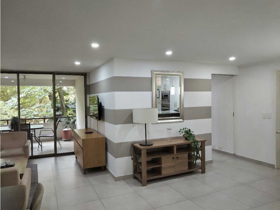 Venta de apartamento amoblado en Lalinde-Provenza, Poblado Medellín — foto 4