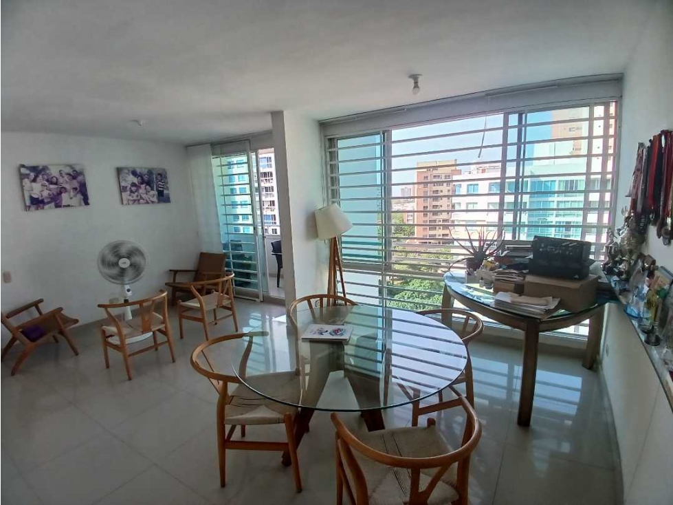 Venta de apartamento barrio Miramar parte plana