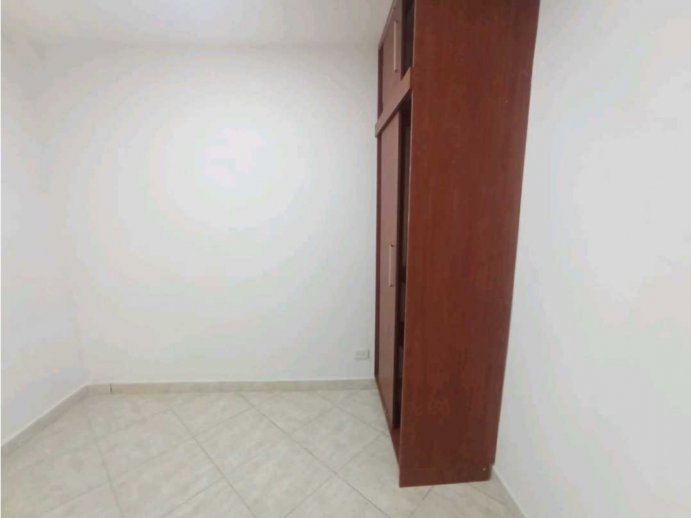 Venta casa remodelada Niza, América, área 88,5 m2, piso 1 garaje — foto 6