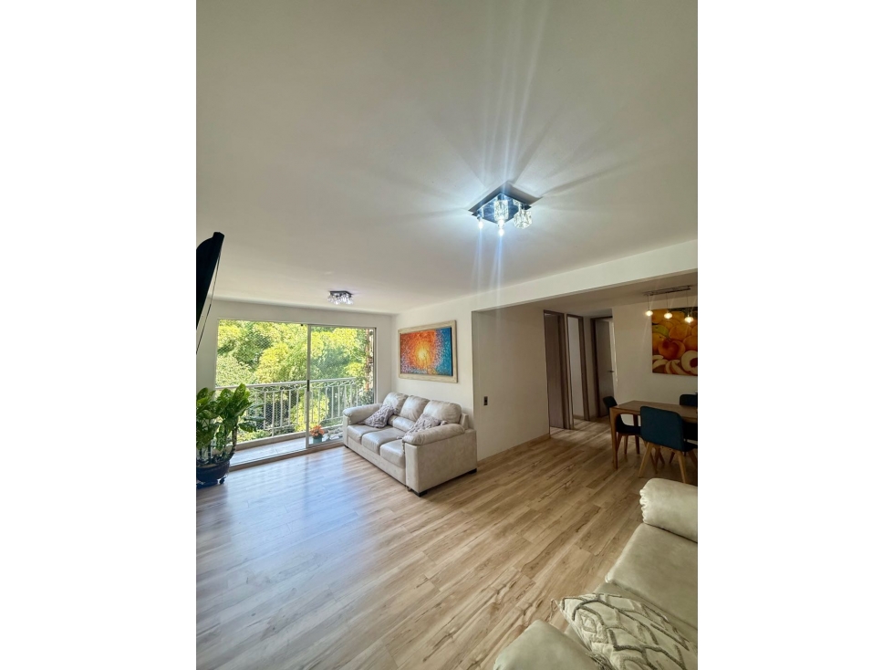 Venta de apartamento Castropol Poblado Remodelado — foto 2