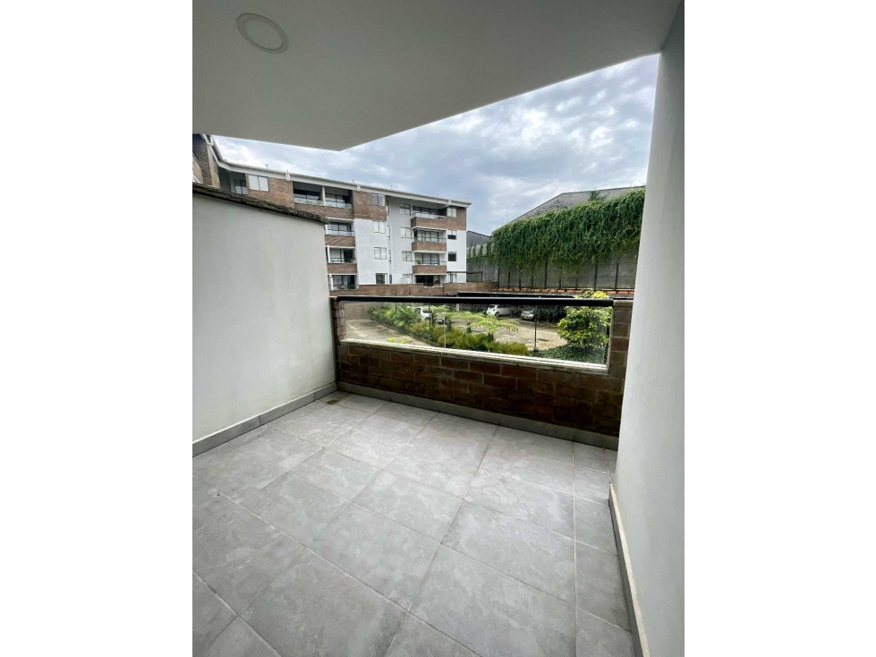Venta de apartamento cerca al parque del Retiro